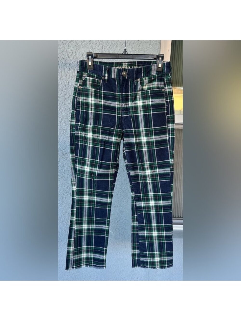 American Eagle Super Stretch Courderoy Preppy Crop Flare Frayed Hem Jeans 6